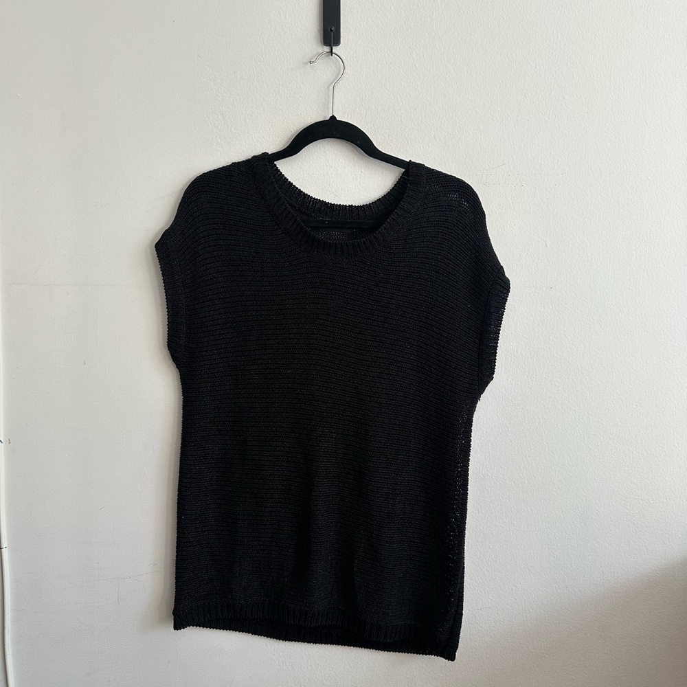 Sand Copenhagen top. Size M. Unisex.